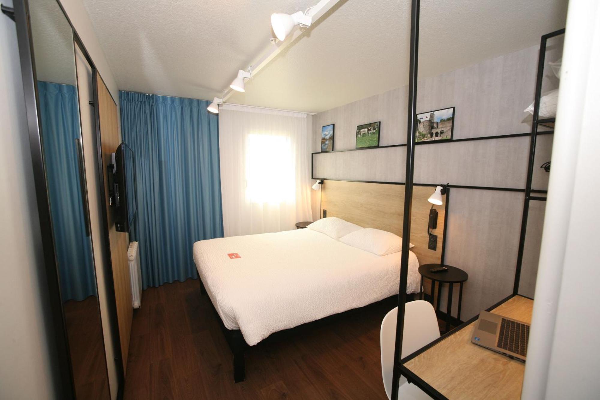 Ibis Saint-Lo Hotel Bagian luar foto